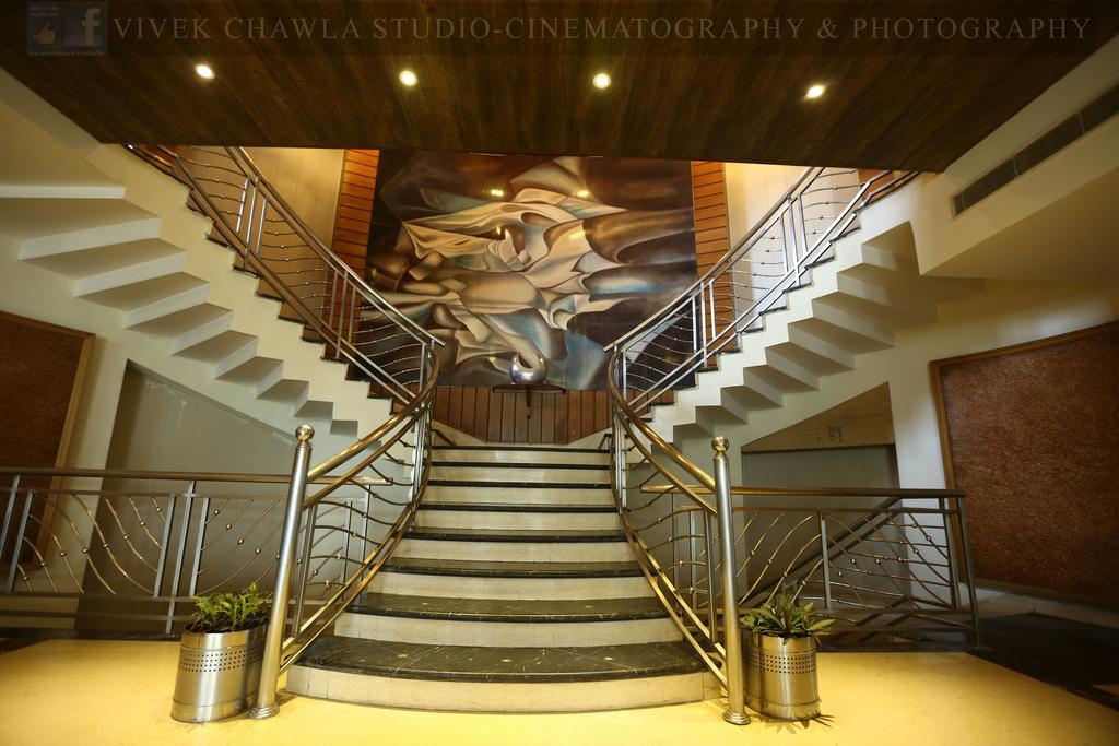 Dee Marks Airport Hotel & Resorts Нью-Делі Екстер'єр фото